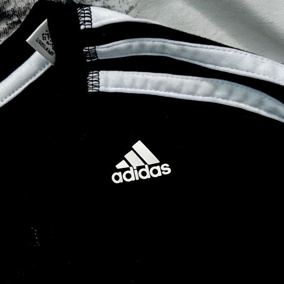 Adidas Sports Essential Tee - Picture 2 of 2
